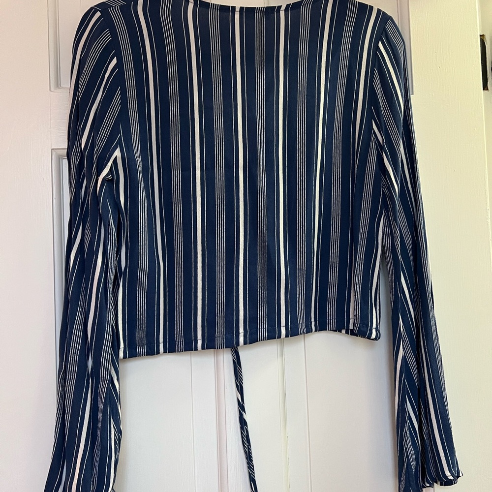 Blue Striped Button-Up Top - Picture 4 of 4